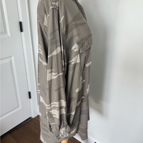 Rails Lennon Camo Linen Blend ButtonDown Shirt DressGray Long Sleeve Size M - Picture 9 of 13